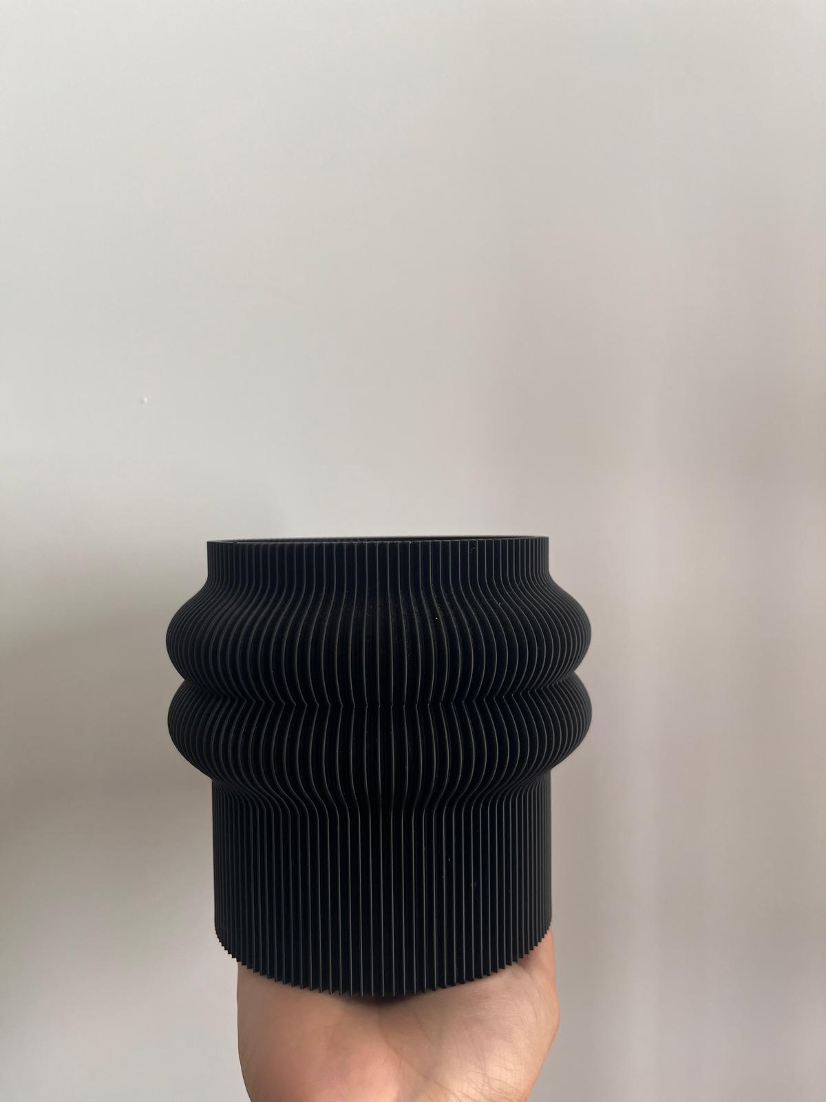 MOOIE NERO